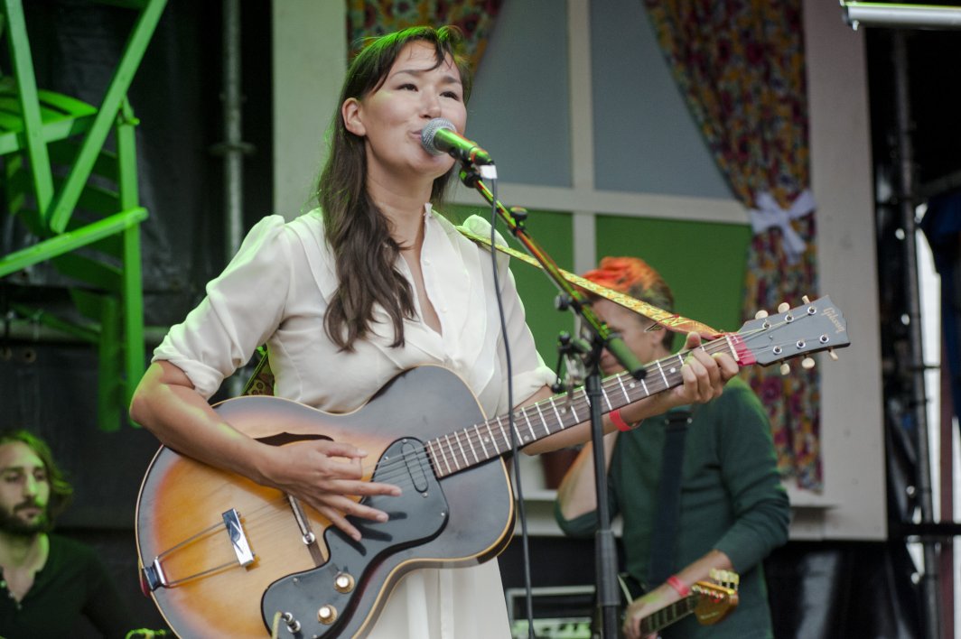 Nive and the Deer Children | Foto © Henk Beenen