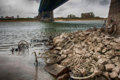 Verdwijnend water | Waal Nijmegen | Foto © Henk Beenen